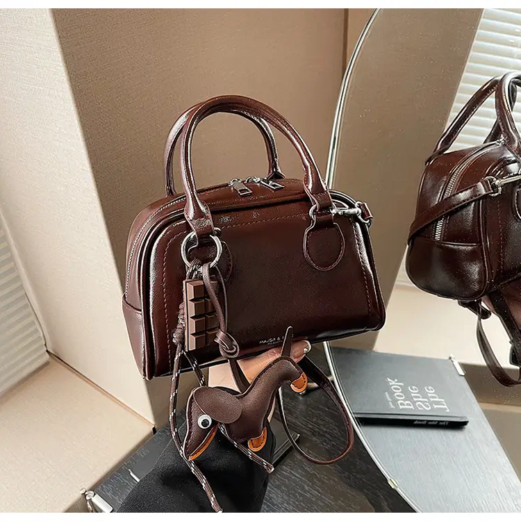 Women's Cross-Border Shoulder Bag Brown Leather 2026 Winter New Style — feature 47