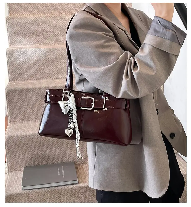Silver Crossbody Bag for Women 2024 New Design — feature 2