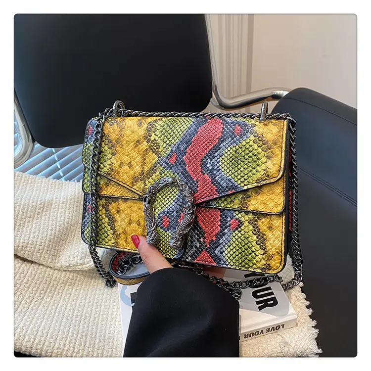 Retro Croc Leather Chain Shoulder Bag Women — feature 11