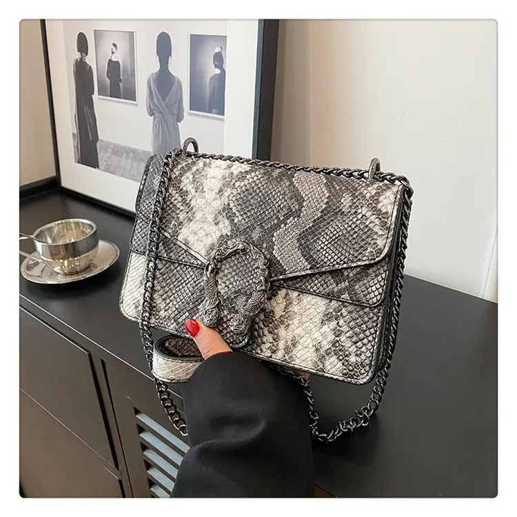 Retro Croc Leather Chain Shoulder Bag Women — feature 13