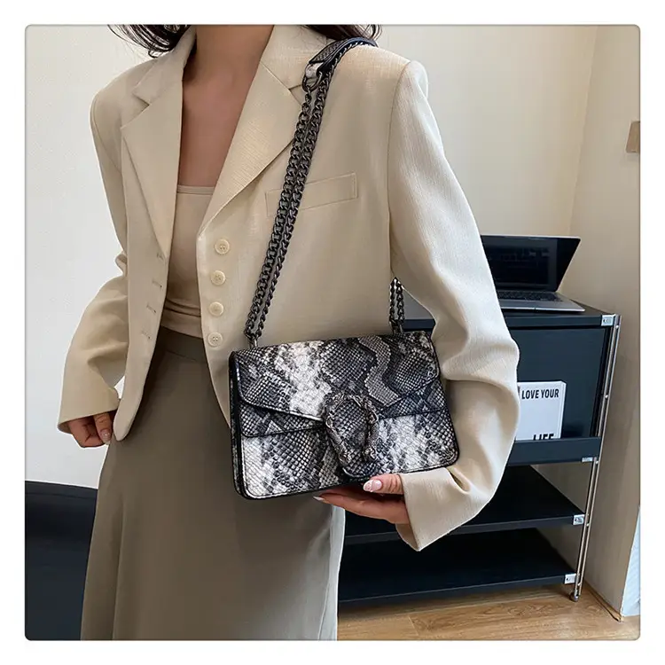 Retro Croc Leather Chain Shoulder Bag Women — feature 18