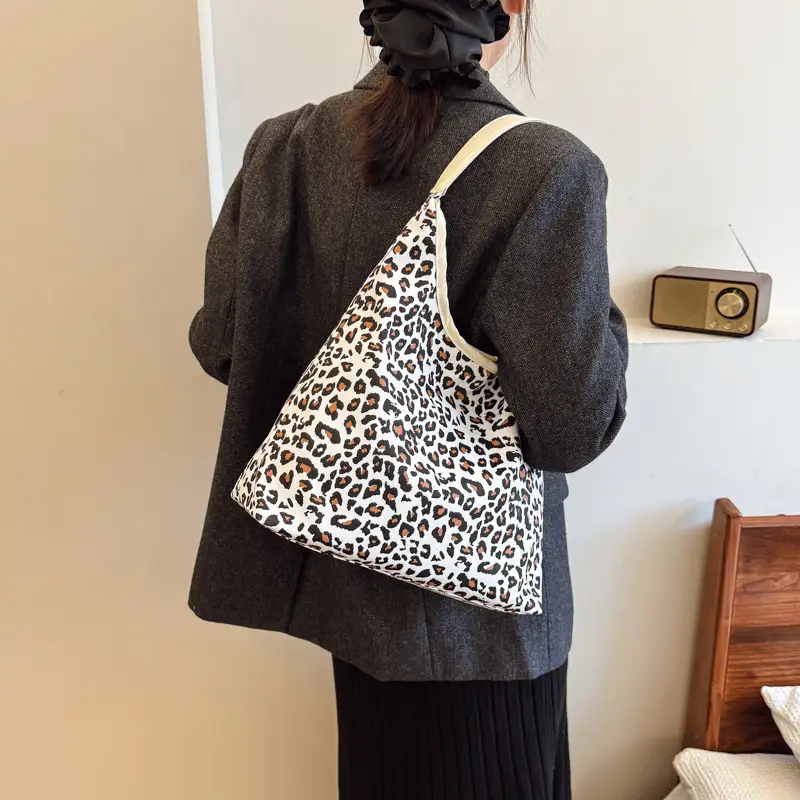 Leopard Print Large Capacity Tote Bag for Women