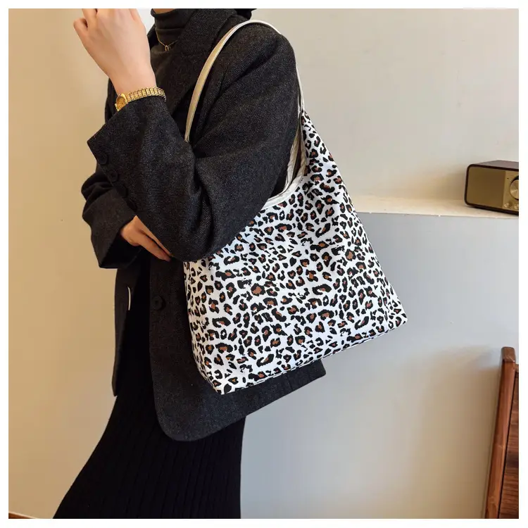 Leopard Print Large Capacity Tote Bag for Women — feature 10