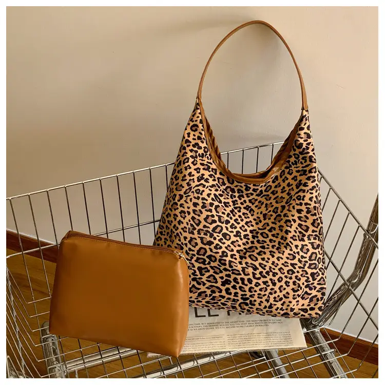 Leopard Print Large Capacity Tote Bag for Women