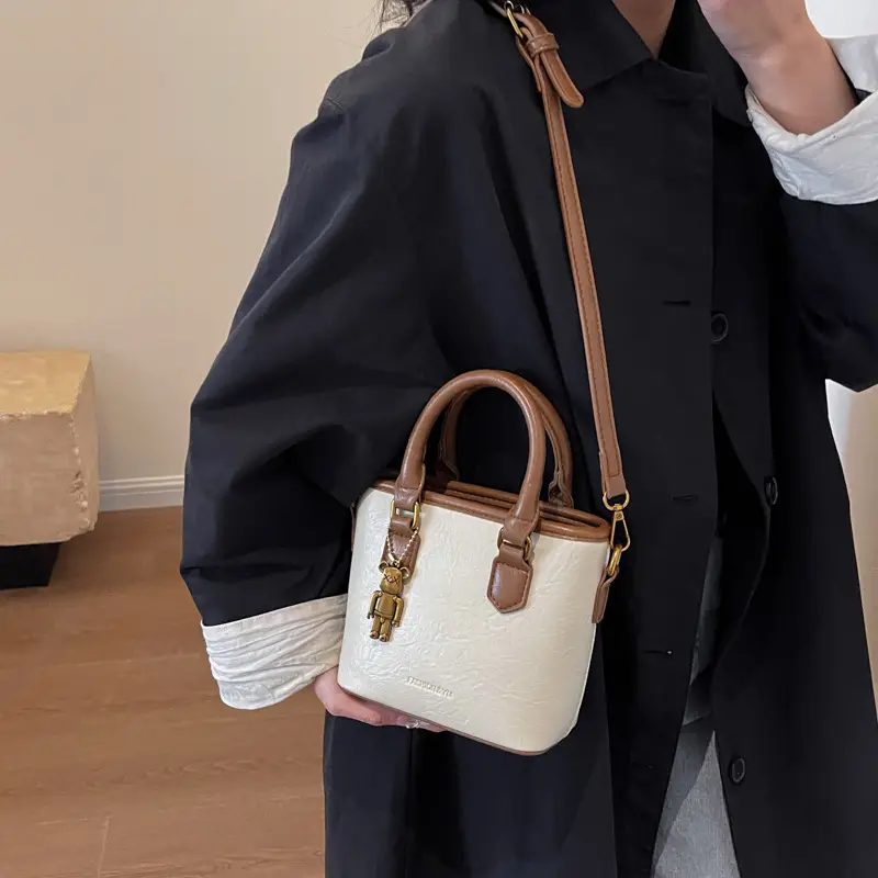 Women's Brown Leather Bucket Bag 2026 New - Image 2