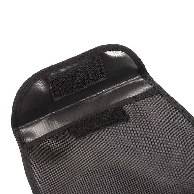 Waterproof One-Piece Pocket Protective Cover — feature 39