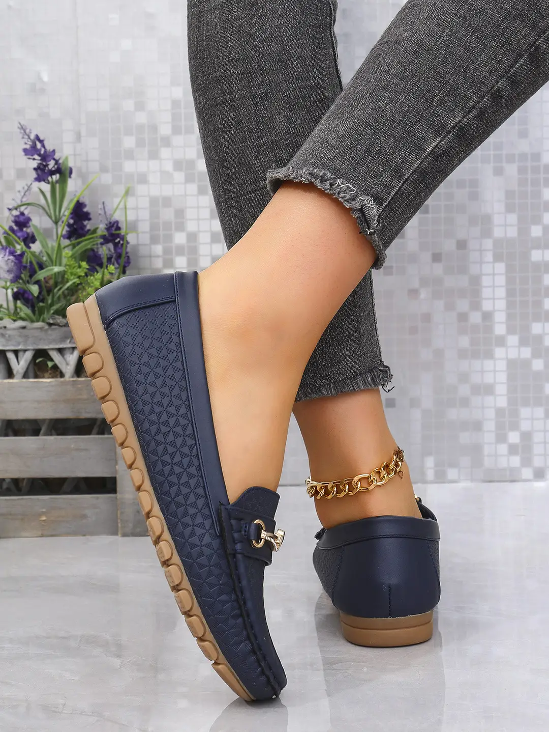 Plus-Size Popular Foreign Trade Stitched Laser-Cut Women's Flat Loafers, Cross-Border E-Commerce Supply, Retro Foreign Trade Same Style — feature 10