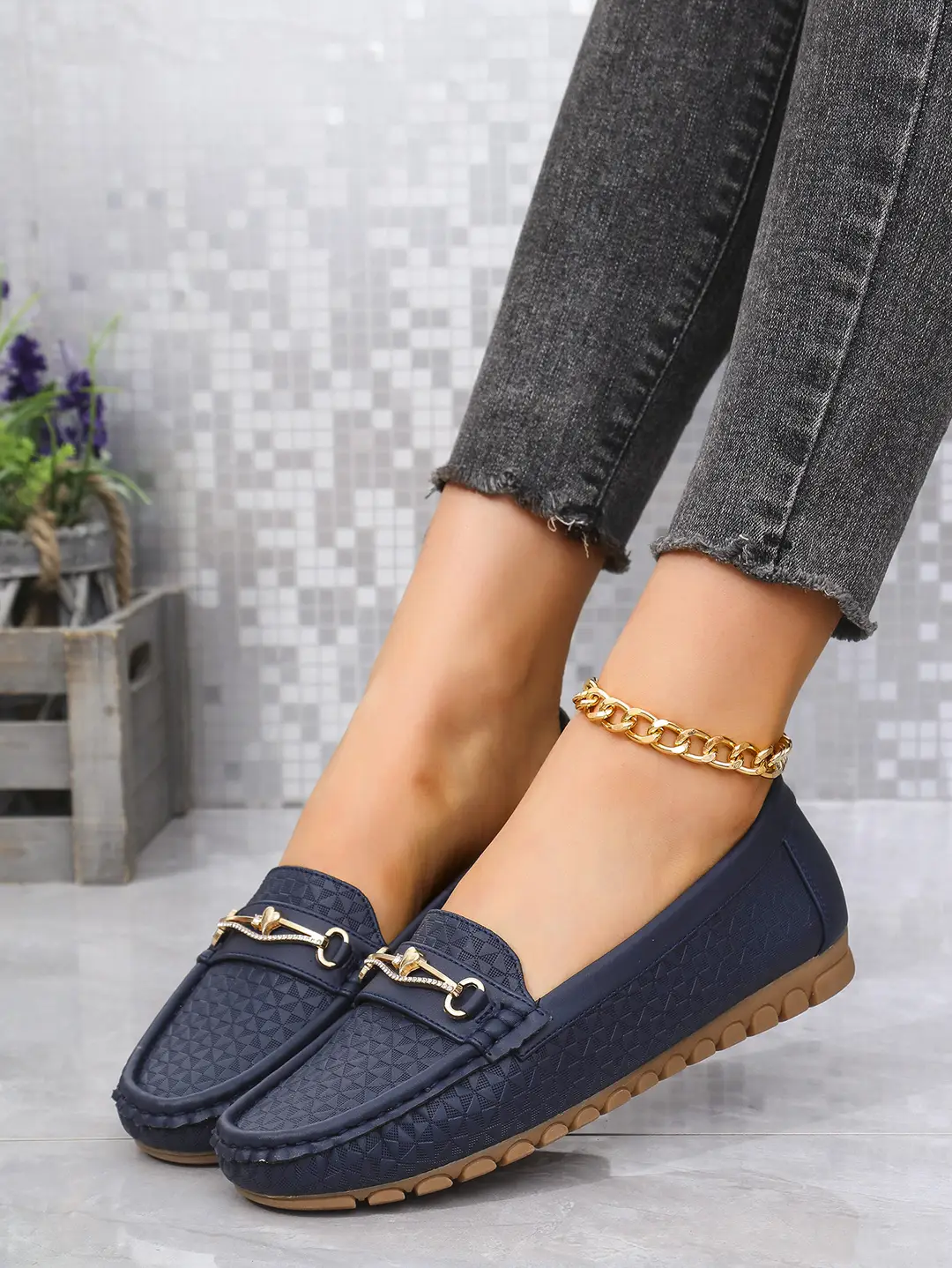 Plus-Size Popular Foreign Trade Stitched Laser-Cut Women's Flat Loafers, Cross-Border E-Commerce Supply, Retro Foreign Trade Same Style — feature 12