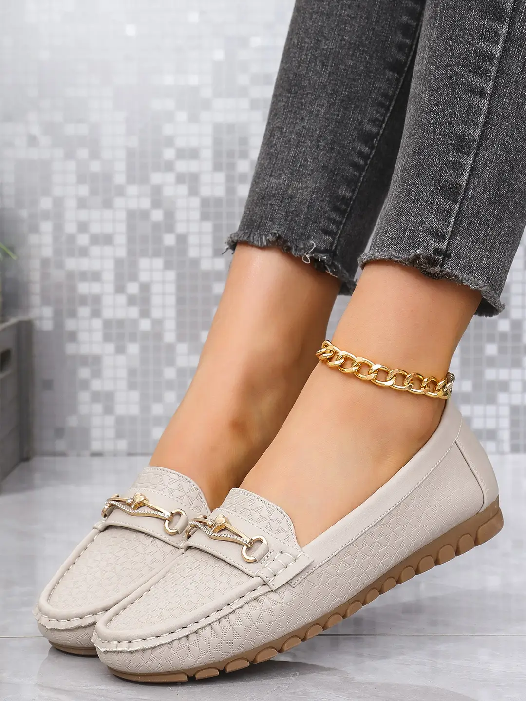 Plus-Size Popular Foreign Trade Stitched Laser-Cut Women's Flat Loafers, Cross-Border E-Commerce Supply, Retro Foreign Trade Same Style — feature 3