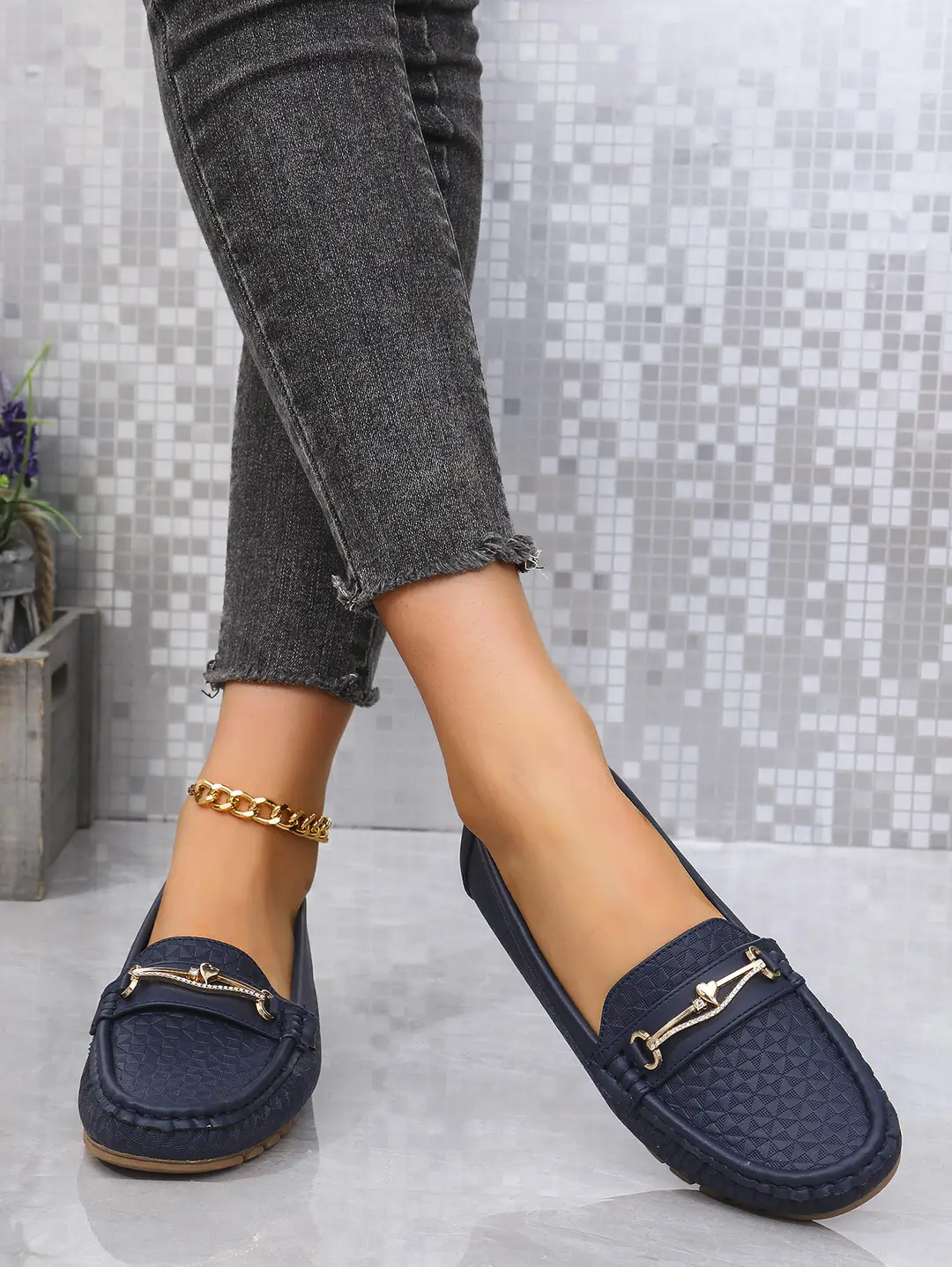 Plus-Size Popular Foreign Trade Stitched Laser-Cut Women's Flat Loafers, Cross-Border E-Commerce Supply, Retro Foreign Trade Same Style — feature 9