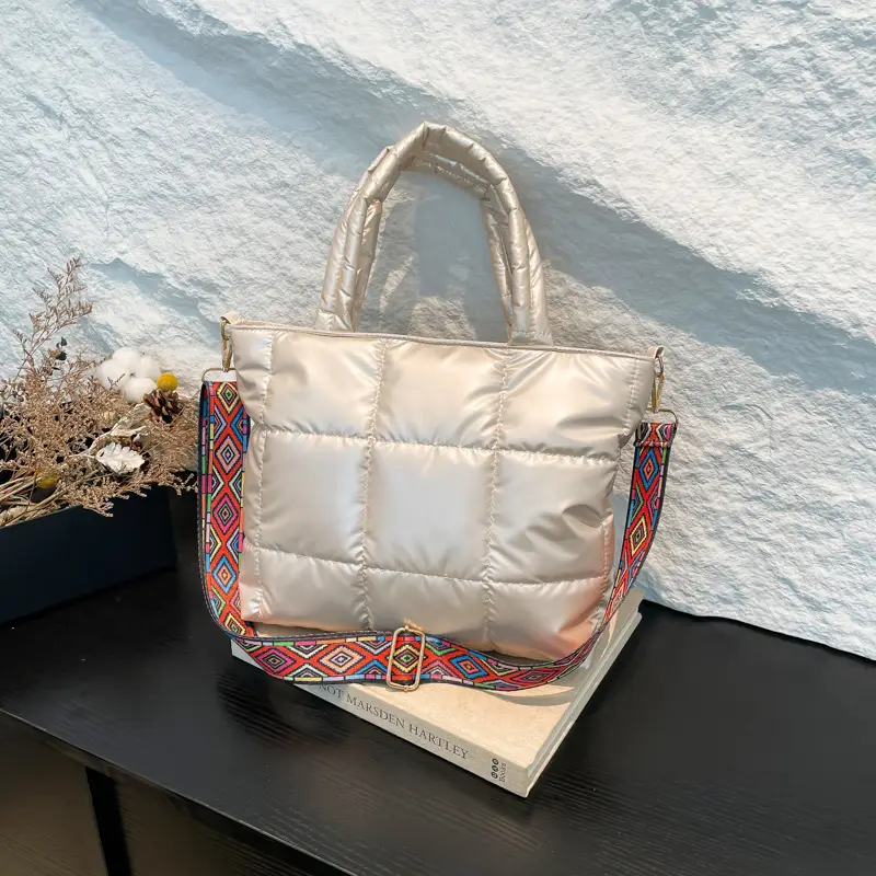 Korean Embroidered Shoulder Bag Black Large Capacity 2024 - Image 8
