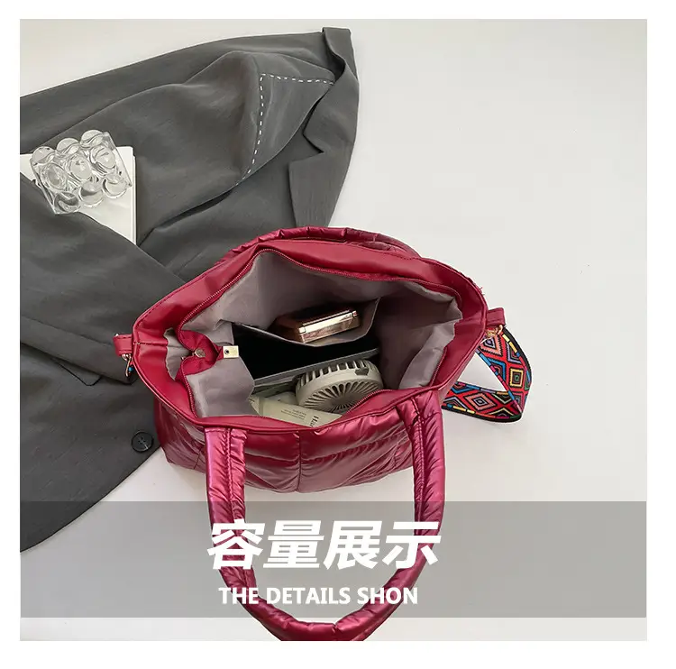 Korean Embroidered Shoulder Bag Black Large Capacity 2024 — feature 7