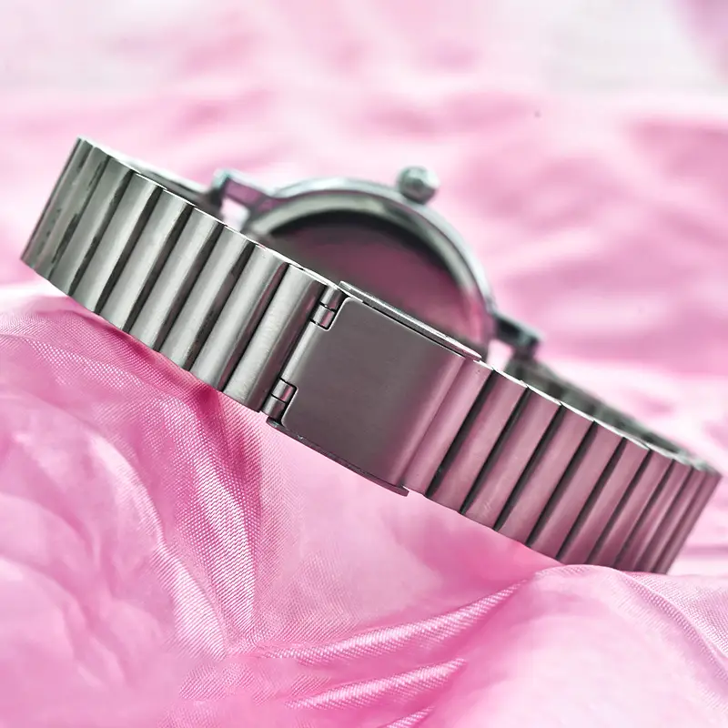 Elegant Women's Quartz Watch with Crystal Band — feature 14