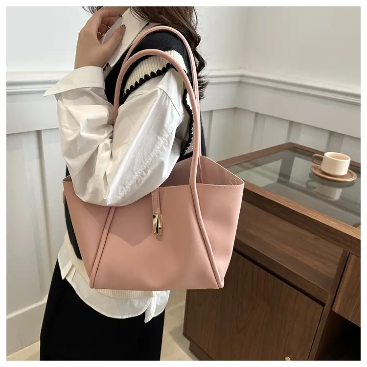 Black Women's Large Capacity Tote Bag with Gold Clasp — feature 14
