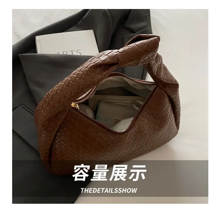 Retro Woven Diamond Bag for Women Large Capacity Casual Shoulder Bag — feature 6
