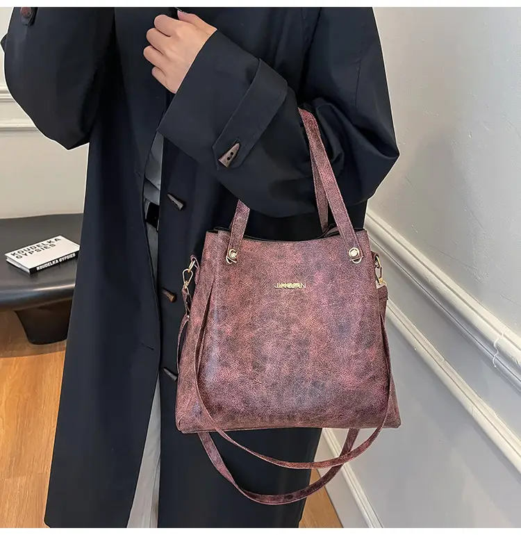 Women's Brown Leather Shoulder Crossbody Bag 2024 Winter New — feature 12