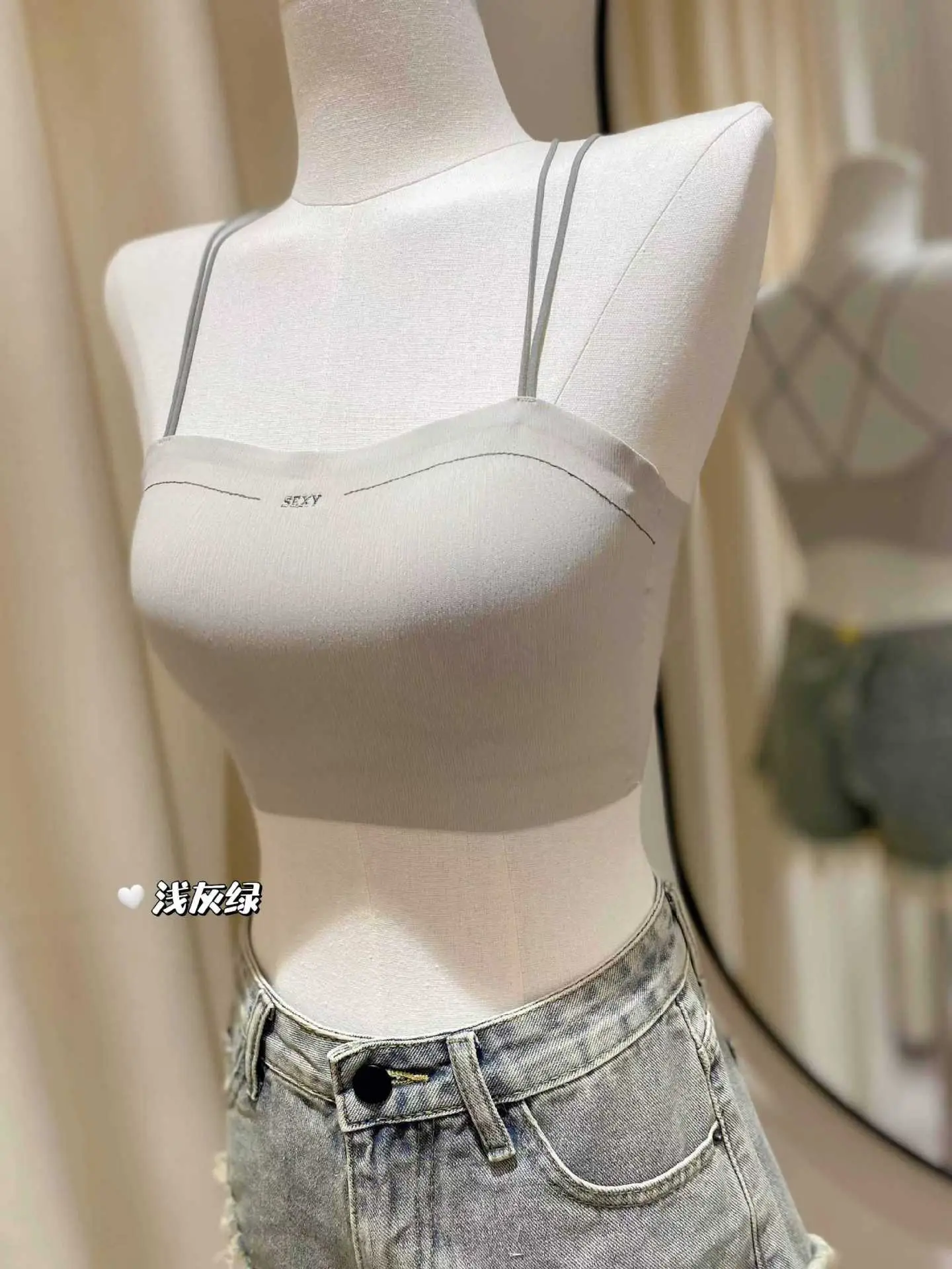 2025 Spring Underwear Back Sling Cross Strap Small Chest Gathering — feature 11