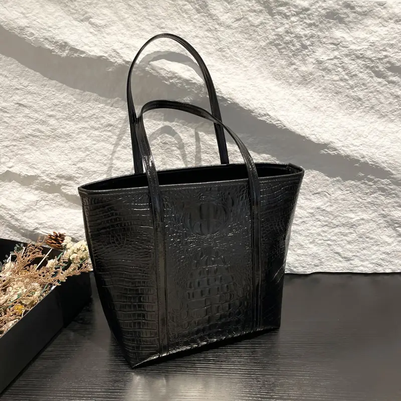Black Croc Embossed Shoulder Tote Bag for Women - Image 4
