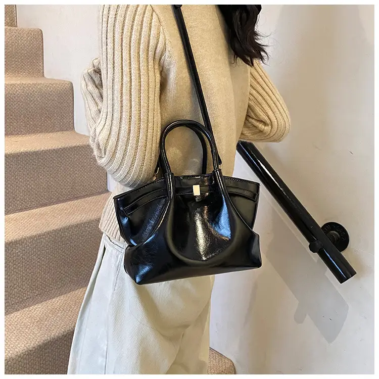 Black Faux Leather Crossbody Bag 2024 Trendy — feature 31