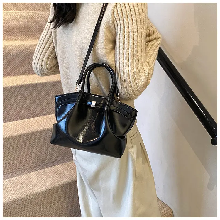 Black Faux Leather Crossbody Bag 2024 Trendy — feature 33