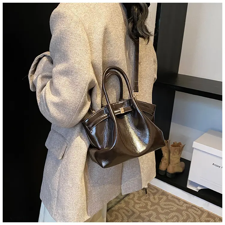 Black Faux Leather Crossbody Bag 2024 Trendy — feature 35