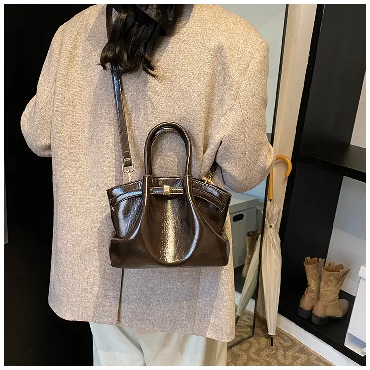Black Faux Leather Crossbody Bag 2024 Trendy — feature 37