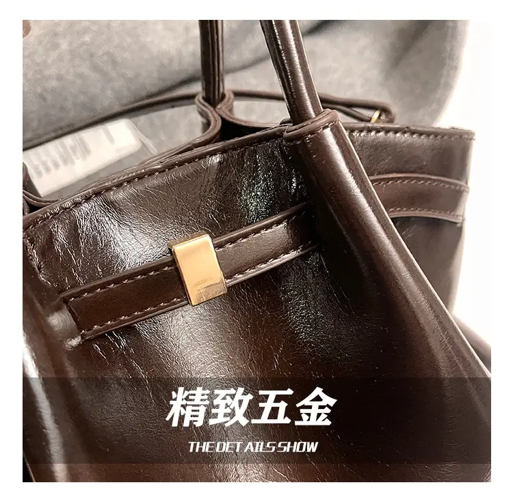 Black Faux Leather Crossbody Bag 2024 Trendy — feature 5