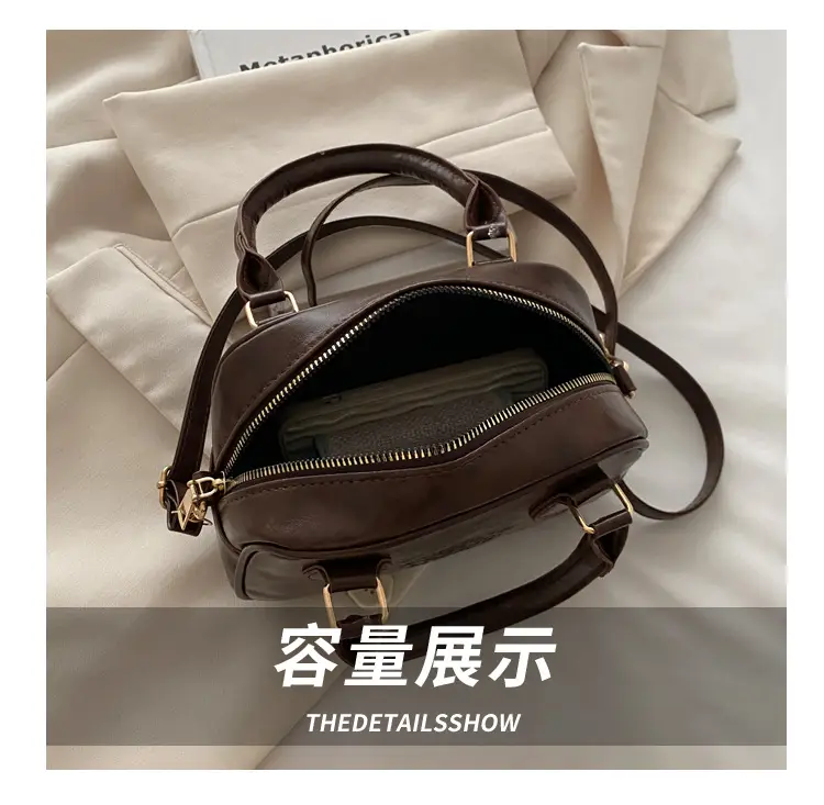 2024 Winter Women's Black Shoulder Bag with Crossbody Strap — feature 6