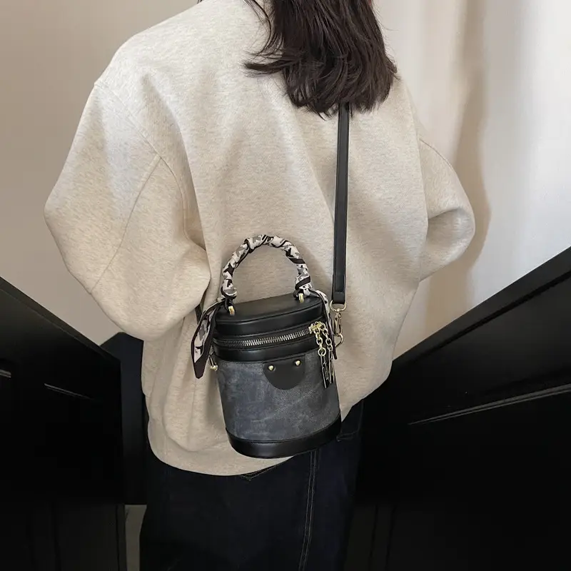 High-end Chain Shoulder Bag Women 2024 New Style - Image 5