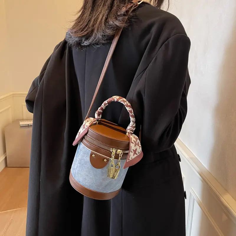 High-end Chain Shoulder Bag Women 2024 New Style - Image 6