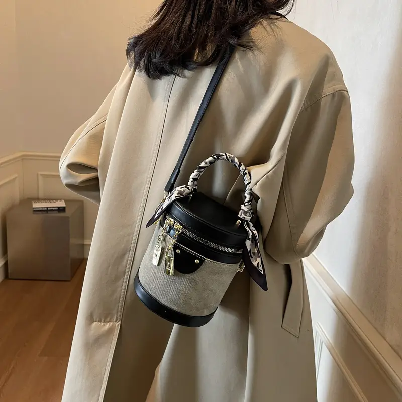 High-end Chain Shoulder Bag Women 2024 New Style - Image 7