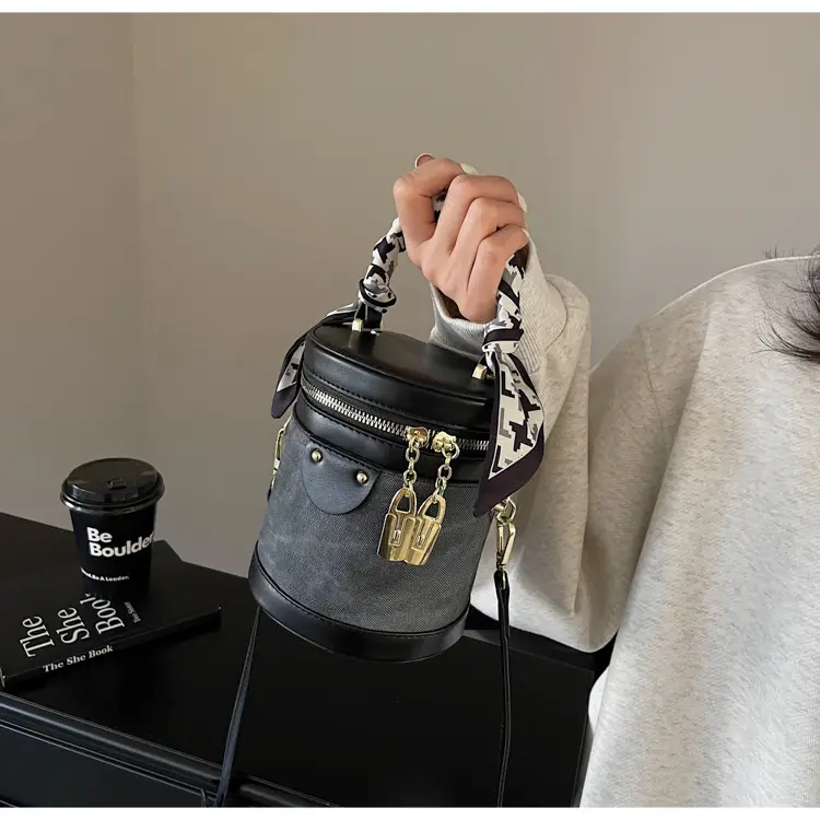 High-end Chain Shoulder Bag Women 2024 New Style — feature 16