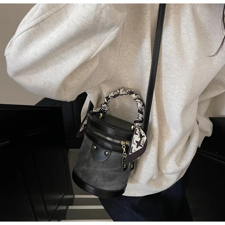 High-end Chain Shoulder Bag Women 2024 New Style — feature 19