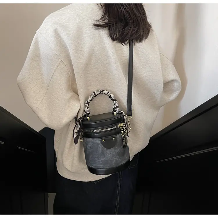 High-end Chain Shoulder Bag Women 2024 New Style — feature 21