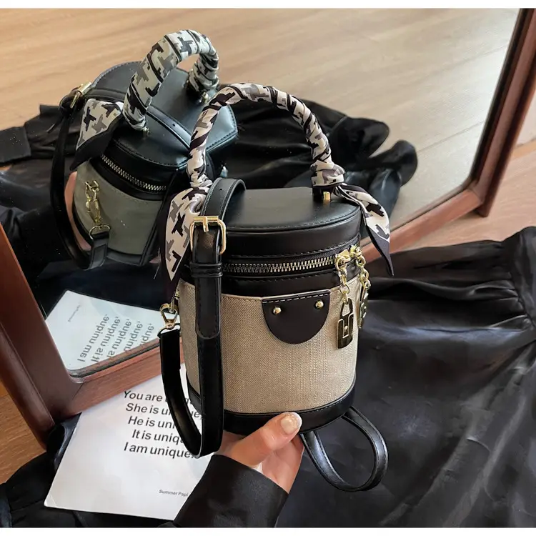 High-end Chain Shoulder Bag Women 2024 New Style — feature 26