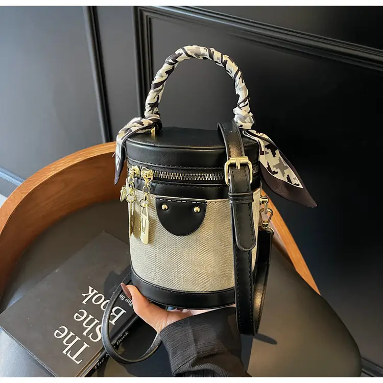 High-end Chain Shoulder Bag Women 2024 New Style — feature 28
