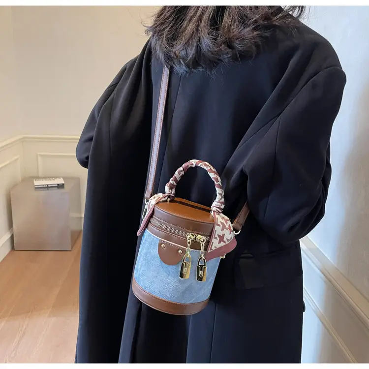 High-end Chain Shoulder Bag Women 2024 New Style — feature 31