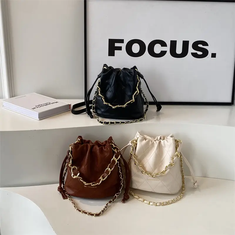 Black Quilted Chain Crossbody Bag for Women - Image 5