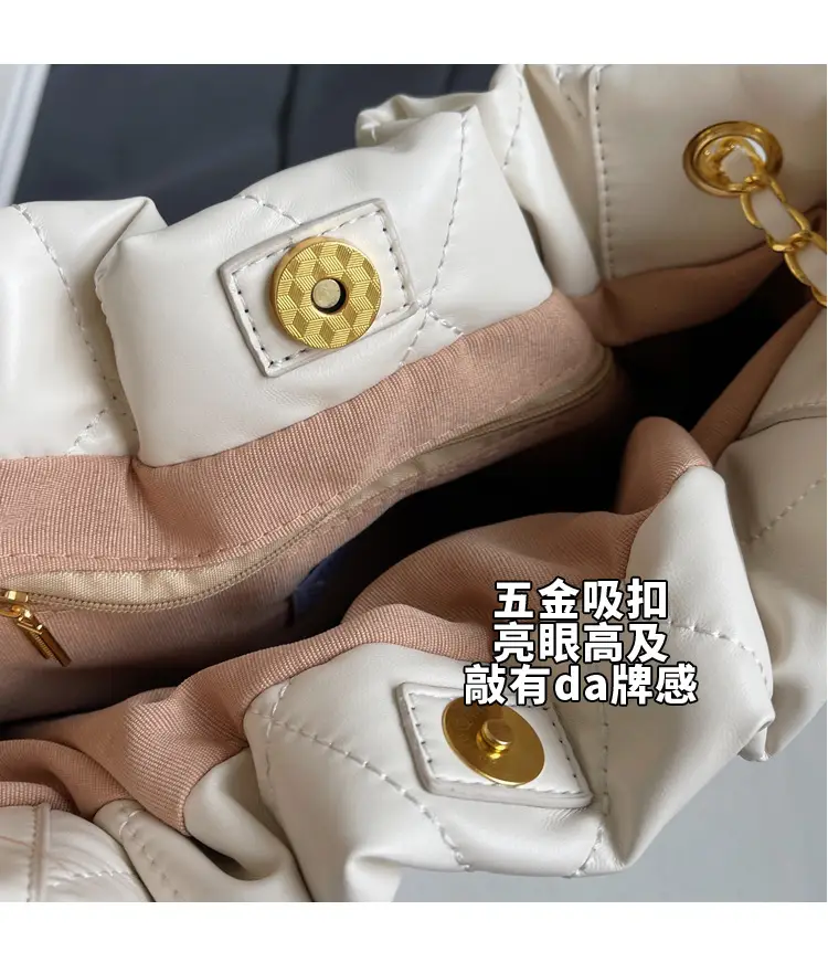 White Chain Tote Bag for Women 2026 — feature 14