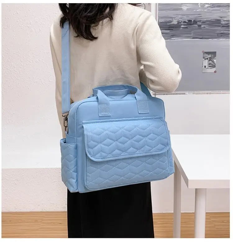 Light Blue Quilted Shoulder Bag with 5 Pockets — feature 16
