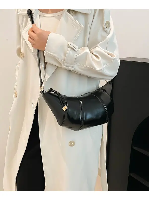 Brown Crossbody Bag for Women Winter New Retro Fashion - Image 4