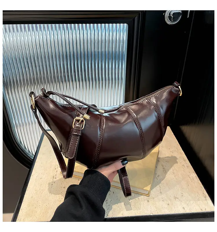 Brown Crossbody Bag for Women Winter New Retro Fashion - Image 3