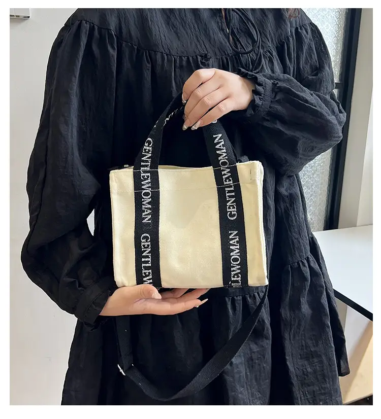 Thai Canvas Shoulder Bag Black White 2024 — feature 2