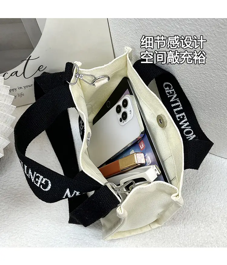 Thai Canvas Shoulder Bag Black White 2024 — feature 4