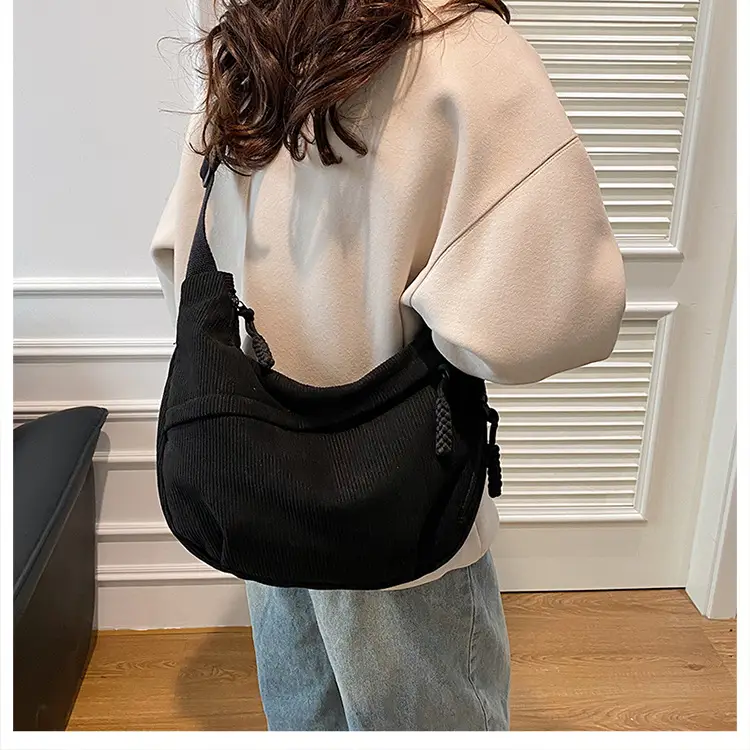 Black Fleece Shoulder Bag Large Capacity Crossbody Travel Commute — feature 28