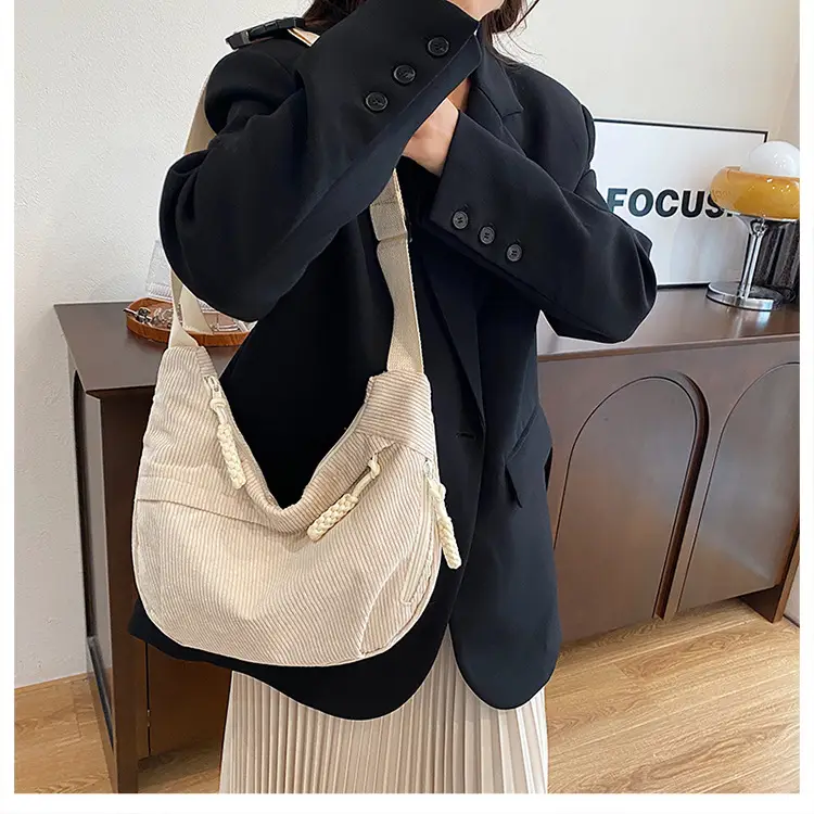Black Fleece Shoulder Bag Large Capacity Crossbody Travel Commute — feature 30