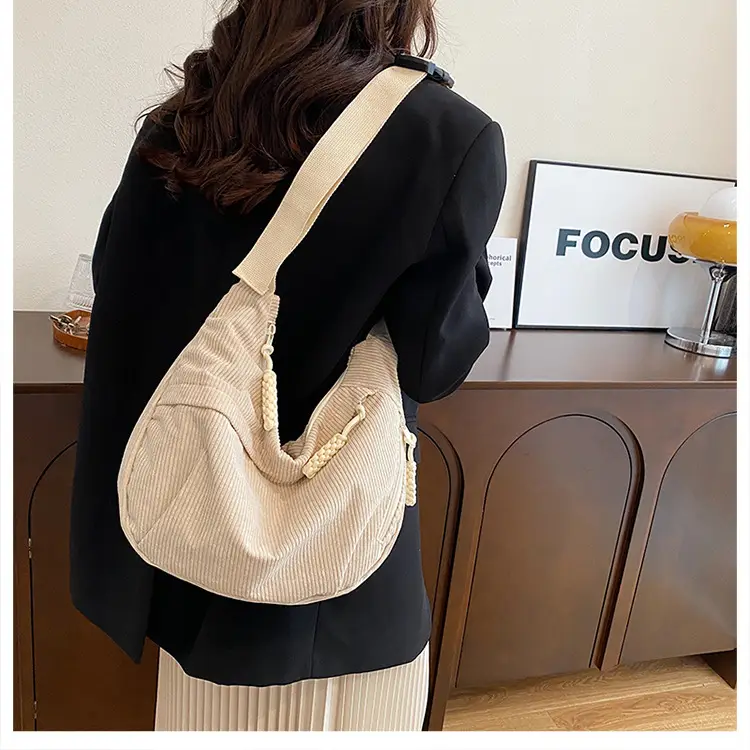 Black Fleece Shoulder Bag Large Capacity Crossbody Travel Commute — feature 31