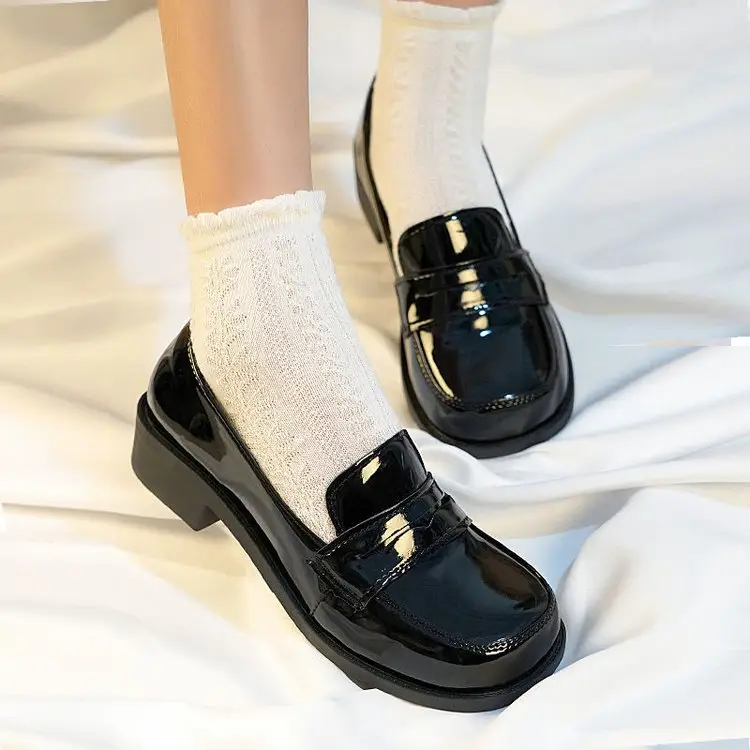 High-value Original Uniform Shoes Round-toe Patent Leather Jk Campus Small Leather Shoes Japanese Shallow Mouth Single-layer Shoes Flat Heel Leather Shoes for Children — feature 9