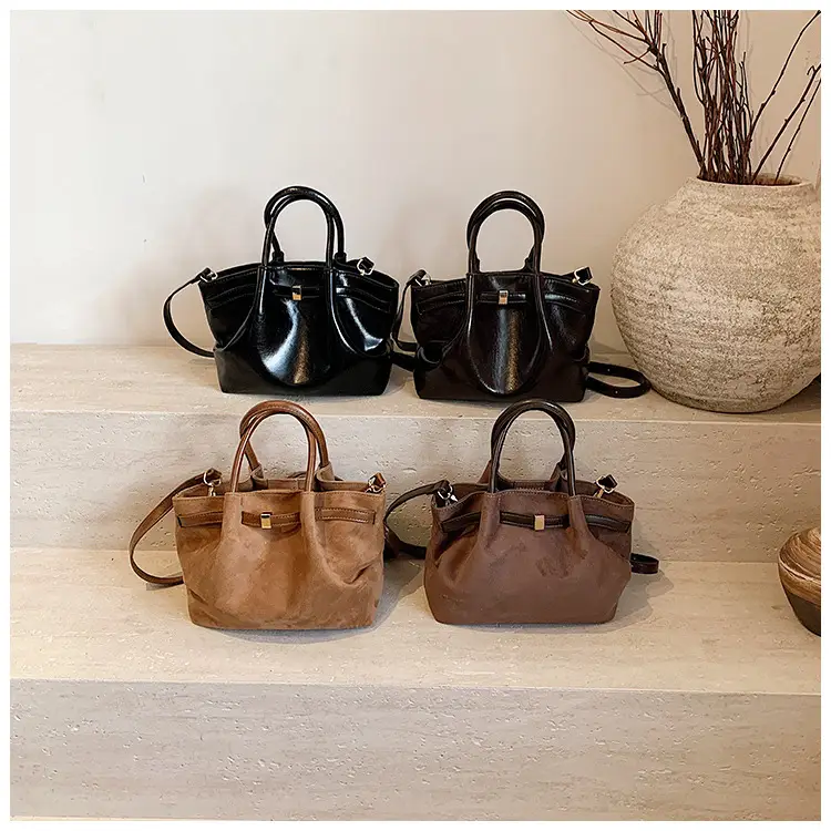 Black Crossbody Bag for Women Winter 2026 — feature 1