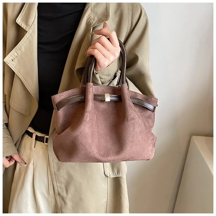 Black Crossbody Bag for Women Winter 2026 — feature 23